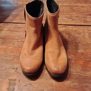 Women's Sorel Boots 7